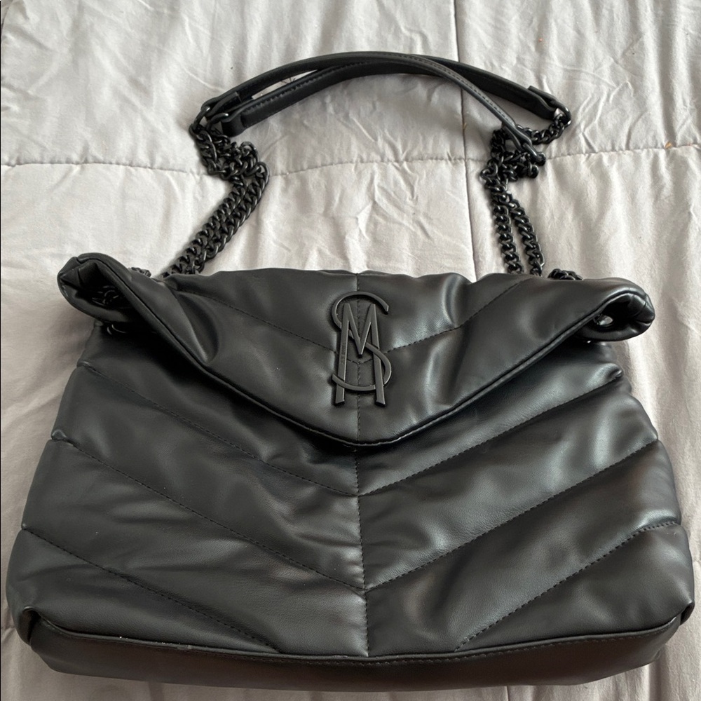 Black AUTHENTIC STEVE MADDEN Quilted Chain Shoulder Bag BRAND NEW